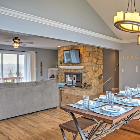 Monticello Home With Multi-Level Deck On 2 Acres! Eksteriør bilde