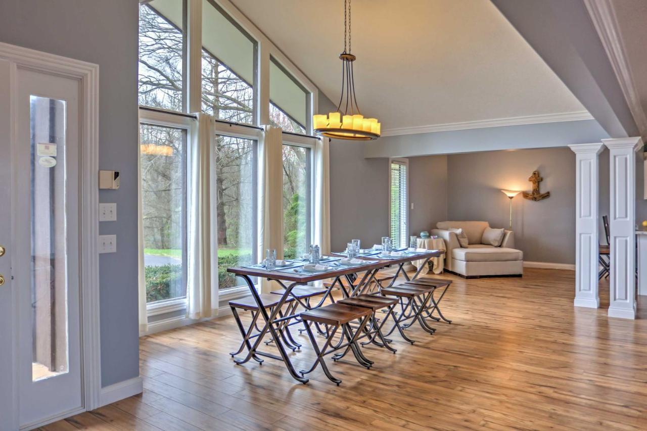 Monticello Home With Multi-Level Deck On 2 Acres! Eksteriør bilde